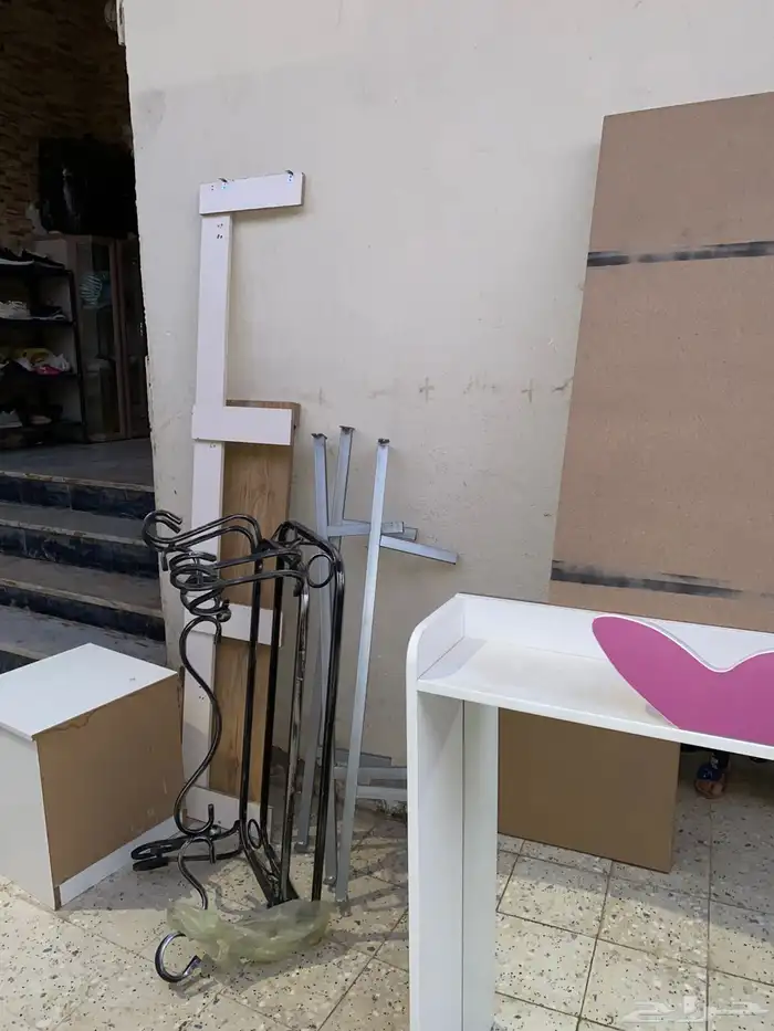 الدعيثه موجود سرير نفر شبه الجديد خشب 2