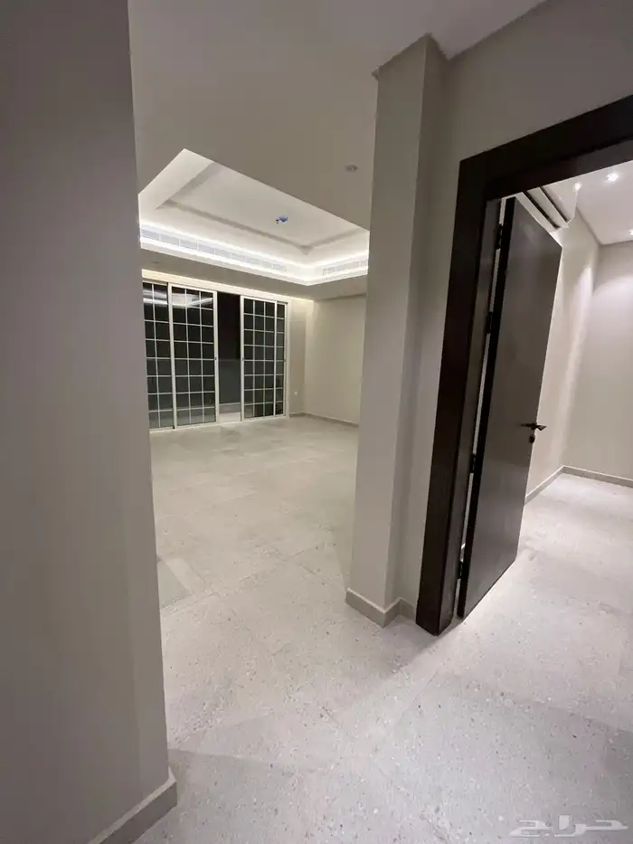 شقه للايجار فخمه 1