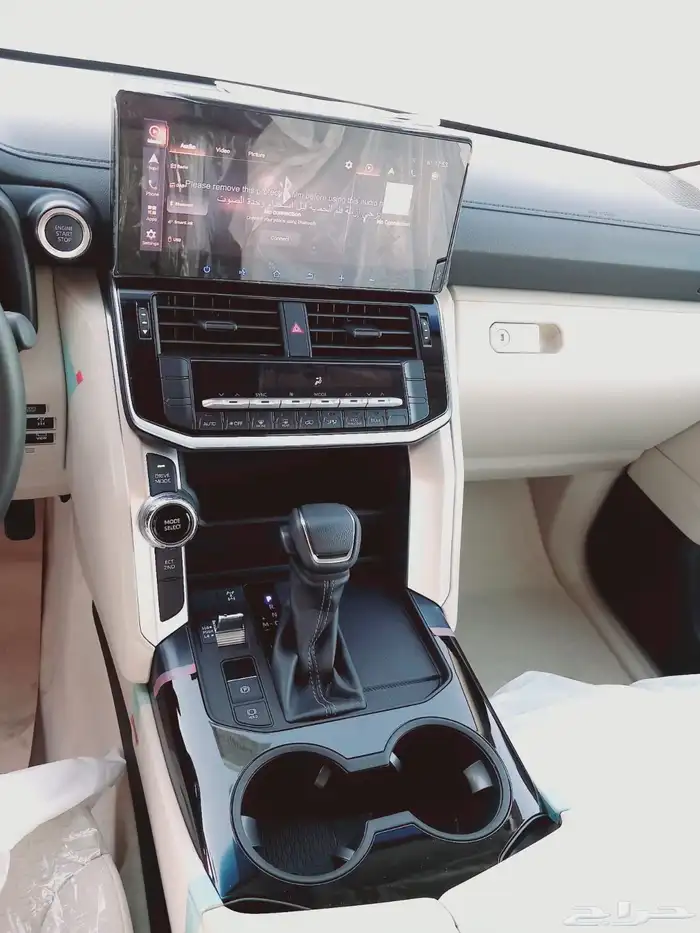 تويوتا لاندكروزر جي اكس ار GXR L2 ديزل اصفار 2024 12
