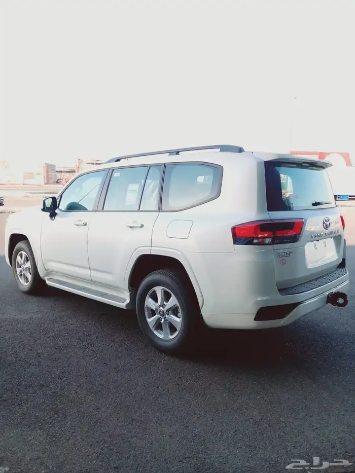 تويوتا لاندكروزر جي اكس ار GXR L2 ديزل اصفار 2024 5