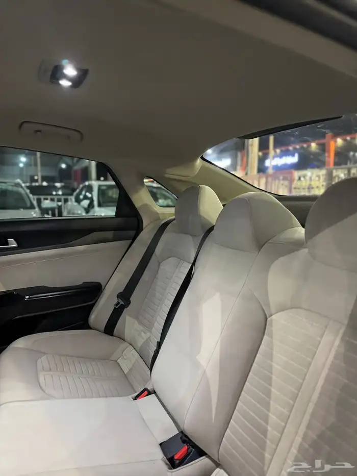 كيا K5 استاندر 2022 سعودي 9