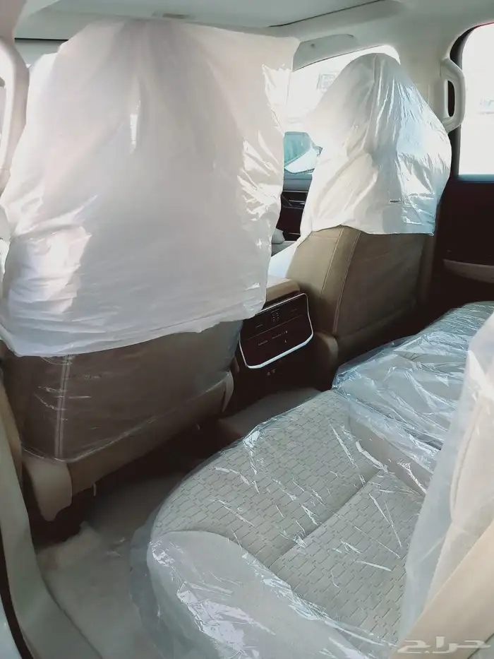 تويوتا لاندكروزر جي اكس ار GXR L2 ديزل اصفار 2024 19