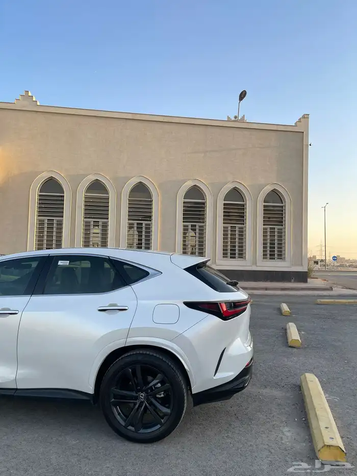 للبيع لكزس NX350h - 2024 مخزن 21