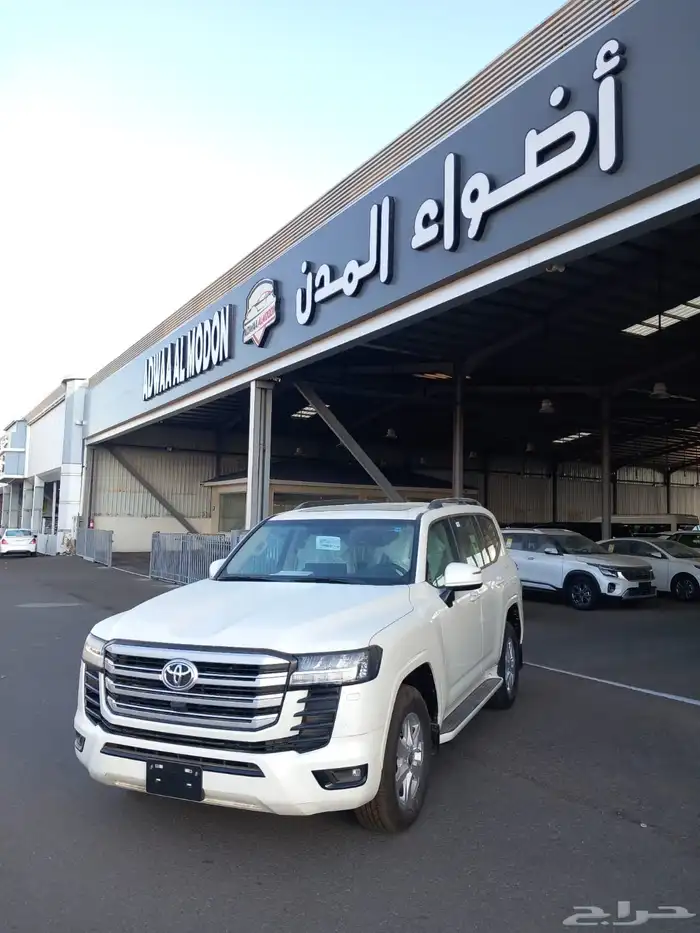 تويوتا لاندكروزر جي اكس ار GXR L2 ديزل اصفار 2024 22
