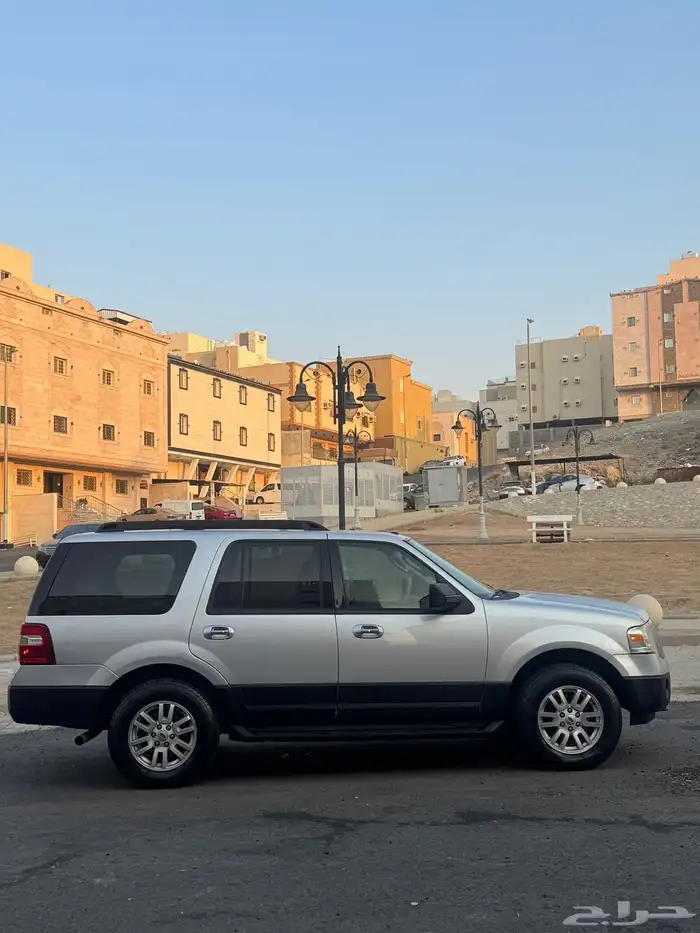 فورد اكسبيديشن 2014 قصير 6