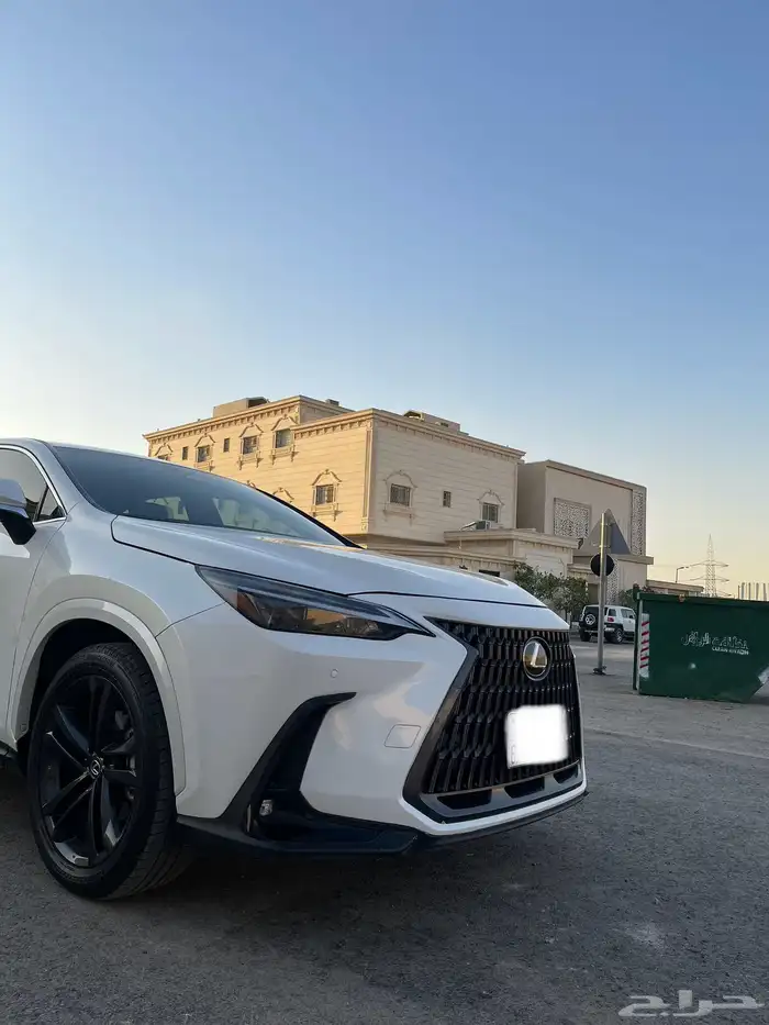 للبيع لكزس NX350h - 2024 مخزن 28