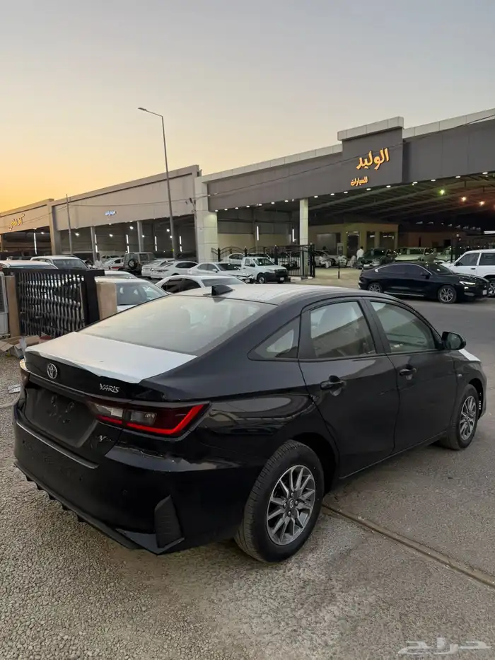 تويوتا يارس 2026 Y استاندر سعودي جديد اللون اسود 5