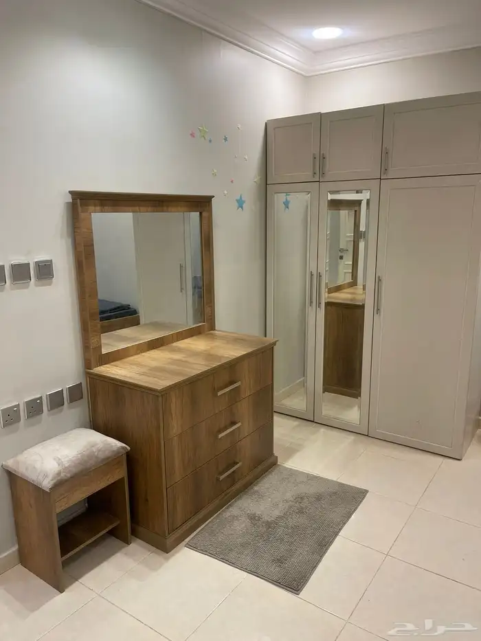 شقة مفروشة راقية للايجار ثلاث غرف وصالة في حى المروة بجدة 2