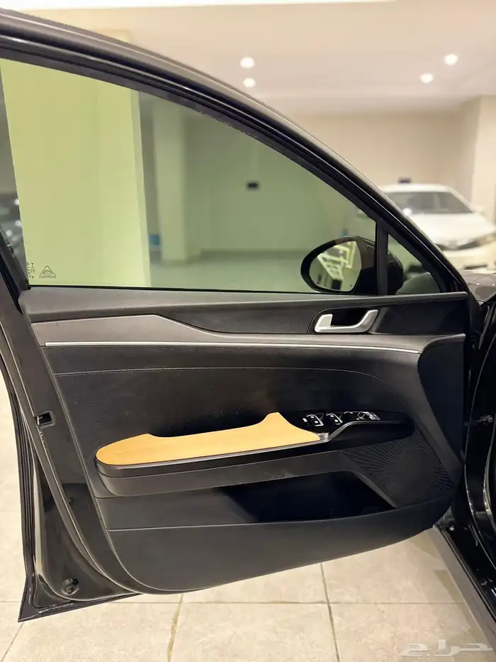 أوبتيما 2021 ( بنزين ) فل كامل بحالة الوكالة 7