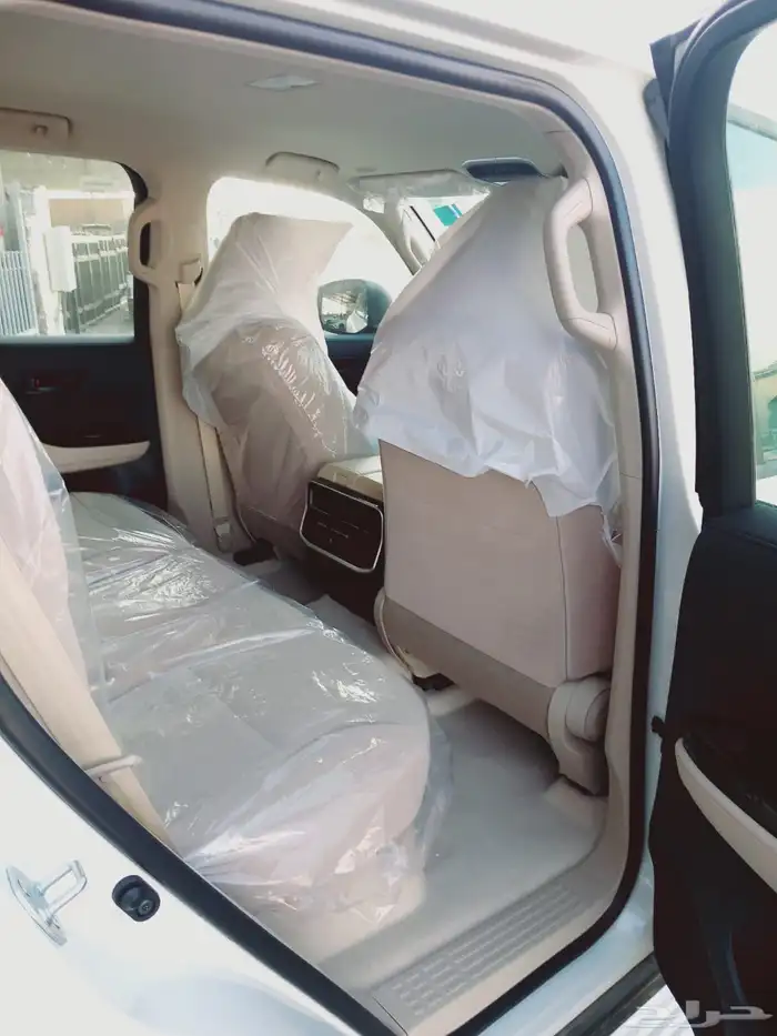 تويوتا لاندكروزر جي اكس GX ديزل 2024 اصفار 15