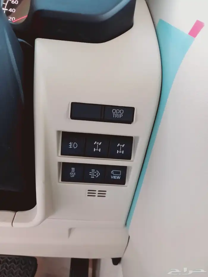 تويوتا لاندكروزر جي اكس GX ديزل 2024 اصفار 12