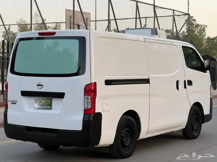 نيسان باص ثلاجة موديل 2020 قير عادي ديزل شامل الضريبة 5