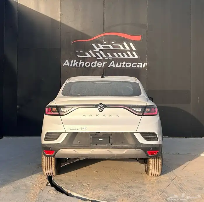 رينو اركانا E 2025 لدى شركة عبدالمجيد الخضر 5