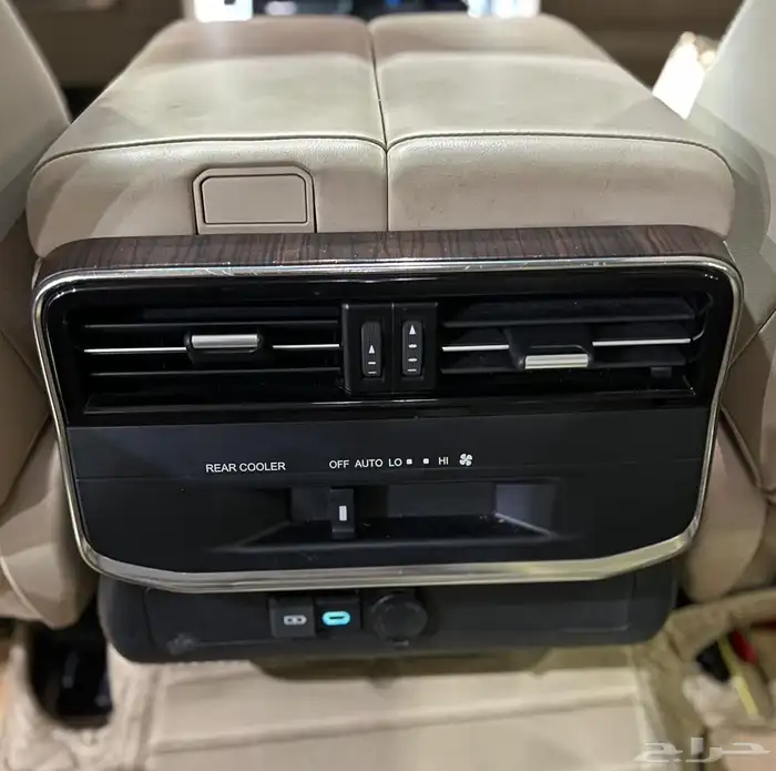 تويوتا لاندكروزر 2024 11