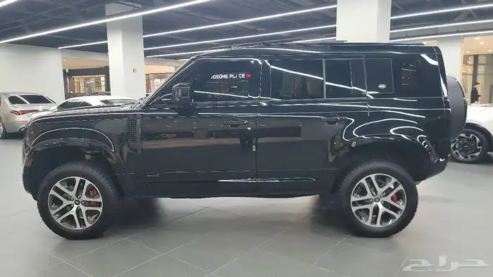 لاند روفر ديفندر 2023 Defender P400 X وارد كوريا 4