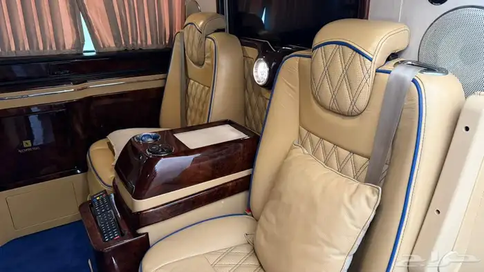 فان فيتو مرسيدس مواصفات ملكيه طلبيه خاصه 39