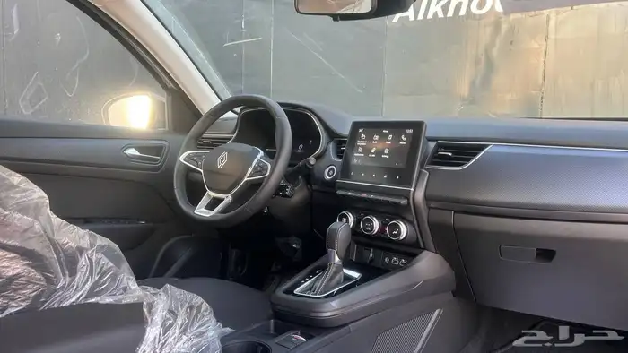 رينو اركانا E 2025 لدى شركة عبدالمجيد الخضر 7