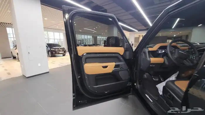 لاند روفر ديفندر 2023 Defender P400 X وارد كوريا 7