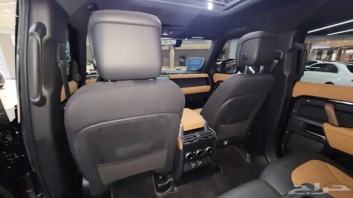 لاند روفر ديفندر 2023 Defender P400 X وارد كوريا 23
