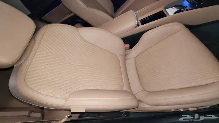 أزيرا كاليجرافي - 2023 - بنزين - 3.5cc وارد كوريا 32