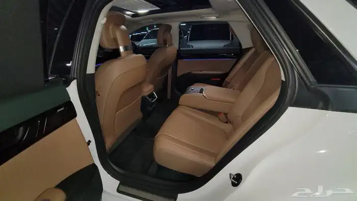 أزيرا كاليجرافي - 2023 - بنزين - 3.5cc وارد كوريا 23