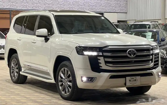 تويوتا لاندكروزر 2024 2