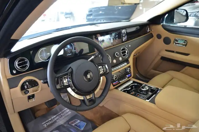رولز رويس قوست سلفر بادج 2025 وارد الناغي 4