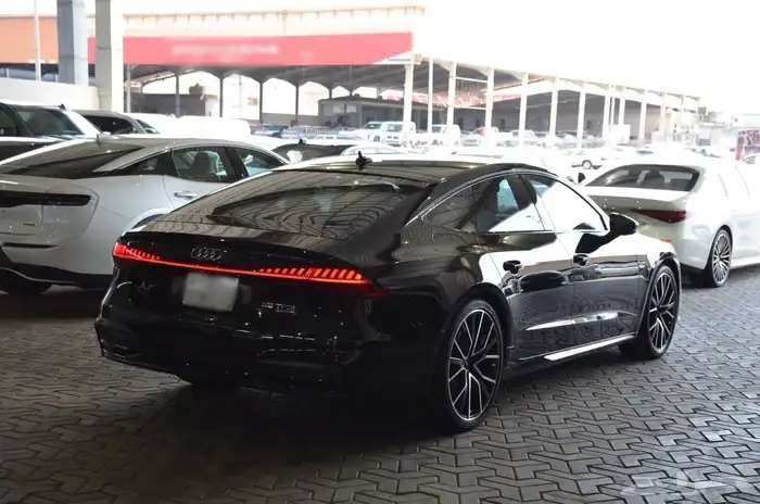 اودي A7 S Lain 2022 وارد سماكو 4