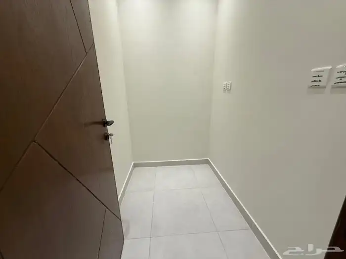 شقة للبيع ومؤجرة 1