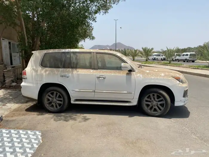 جيب لكزس مخزن تم البيع 0