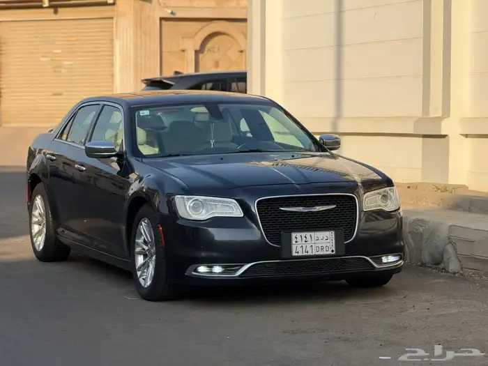 كرايزلر C300 2018 7