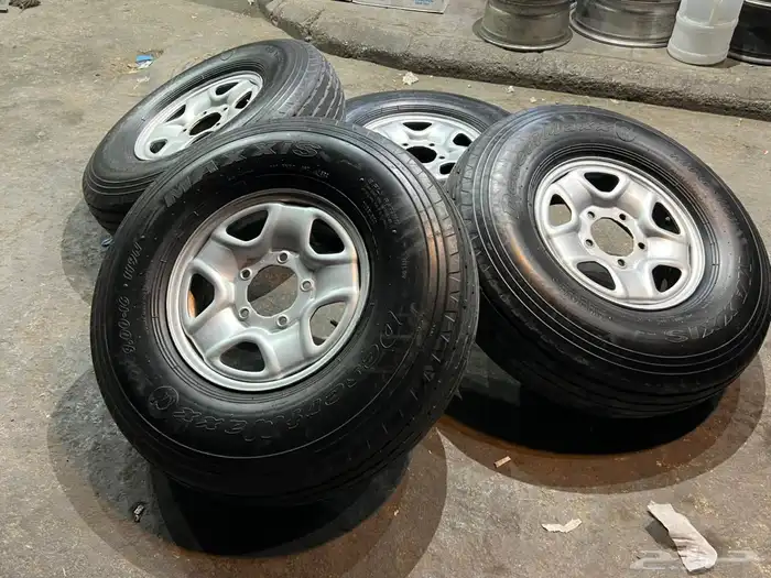 جنوط ديازل جيب لاند كروزر اصلي مع كفرات بالون 900.16 ت22 0