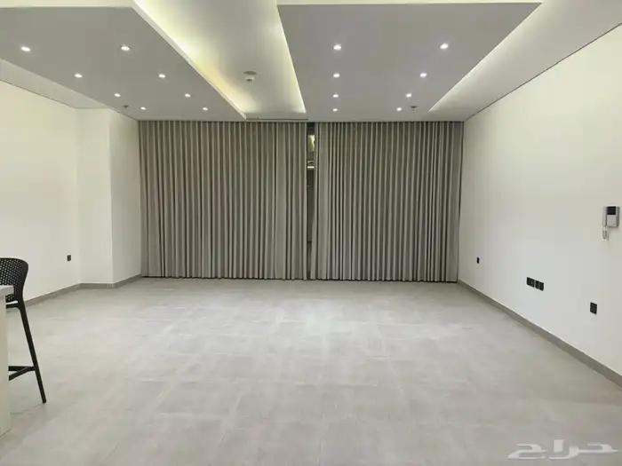 شقة للإيجار في برج جود جلامور 0