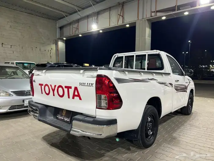 هايلوكس غماره موديل 2018 بنزين جي ال 19