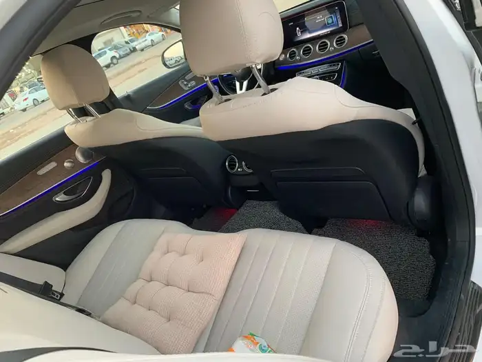 مرسيدس E300 موديل 2019 7