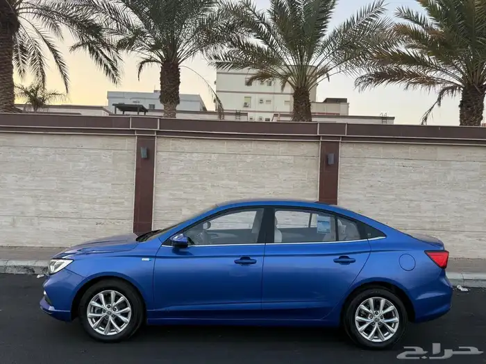 ام جي 5 MG 2022 نص فل 8