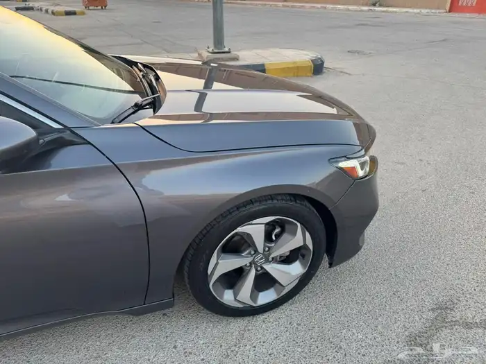 للبيع اكورد 2018 سبورت نظيف جدا 14