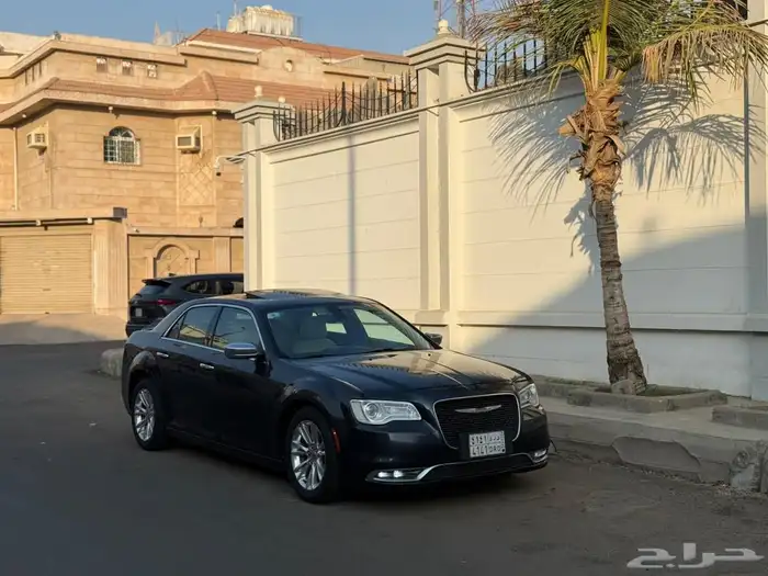 كرايزلر C300 2018 4