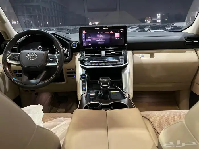 تويوتا لاندكروزر 2024 8