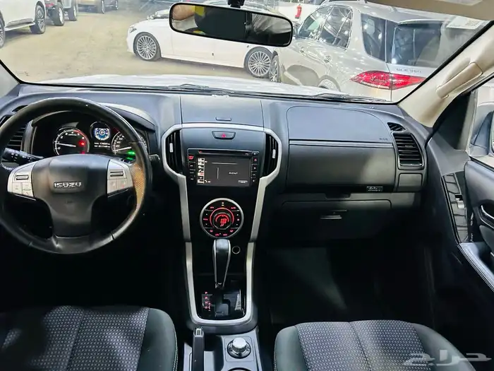 جيب ايسوزو Mux 2021 نص فل بحالة الوكالة 12