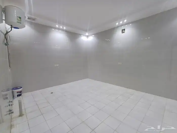 للايجار فله حي الرمال 13