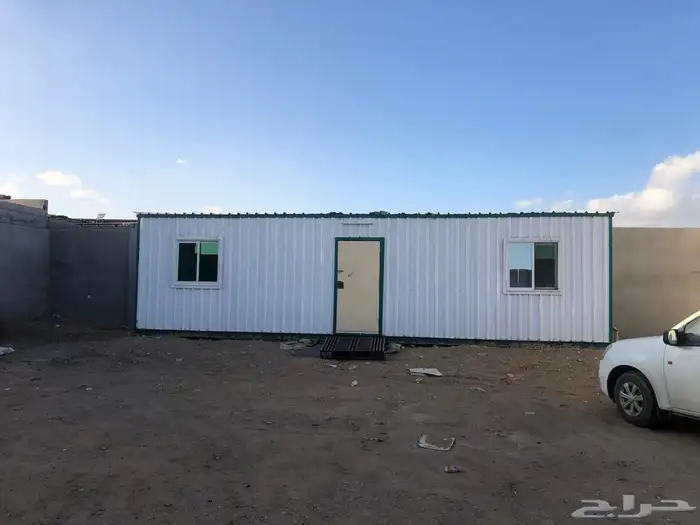 للبيع بركس غرفتين وحمام ومطبخ 9.5 ب 3.5 2