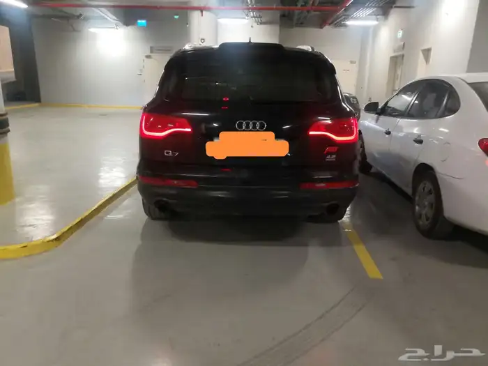 للبيع سيارة اودي Q7 6 سلندر موديل 2008 محولة 2013 2