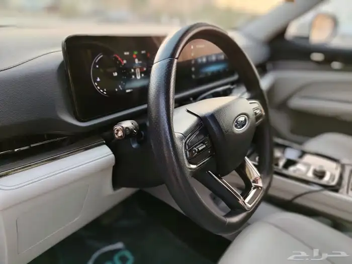 فورد تيريتوري 2023 امبيانتي 4