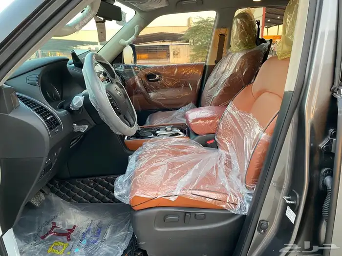 نيسان باترول تيتانيوم V8 2023 7