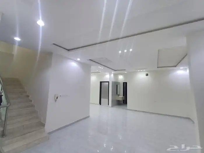 للايجار فله حي الرمال 18