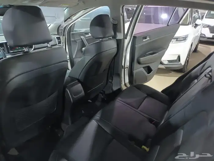 كيا سبورتاج ابيض 2021 ديزل وارد كوريا 8