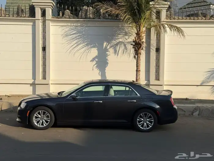 كرايزلر C300 2018 6