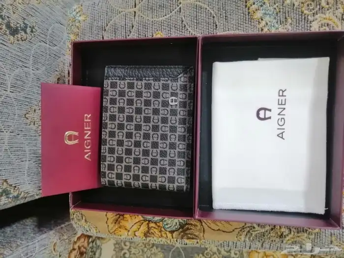 محفظة ماركة اقنر اصليه 2