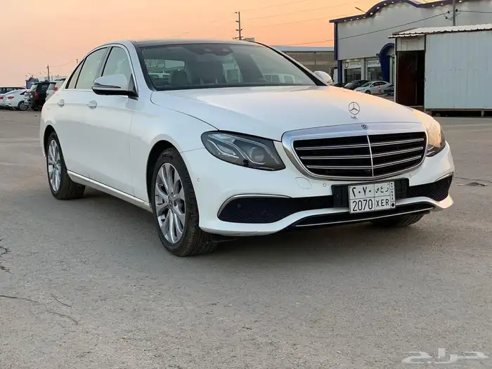 مرسيدس E300 موديل 2019 3